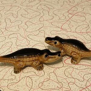 Vintage Elvin Crocodile Salt and Pepper Shakers Ceramic Hand Painted
